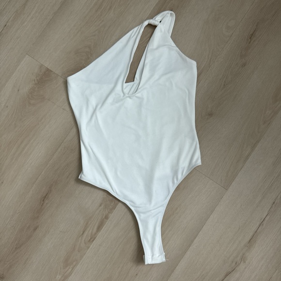 White Bodysuit One-Shoulder Cut Out - Size Small - Picture 2 of 5
